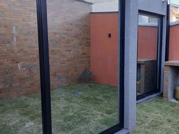 Películas Fumê, Espelhada e Jateada em Blumenau Películas Fumê, Espelhada e Jateada em Blumenau